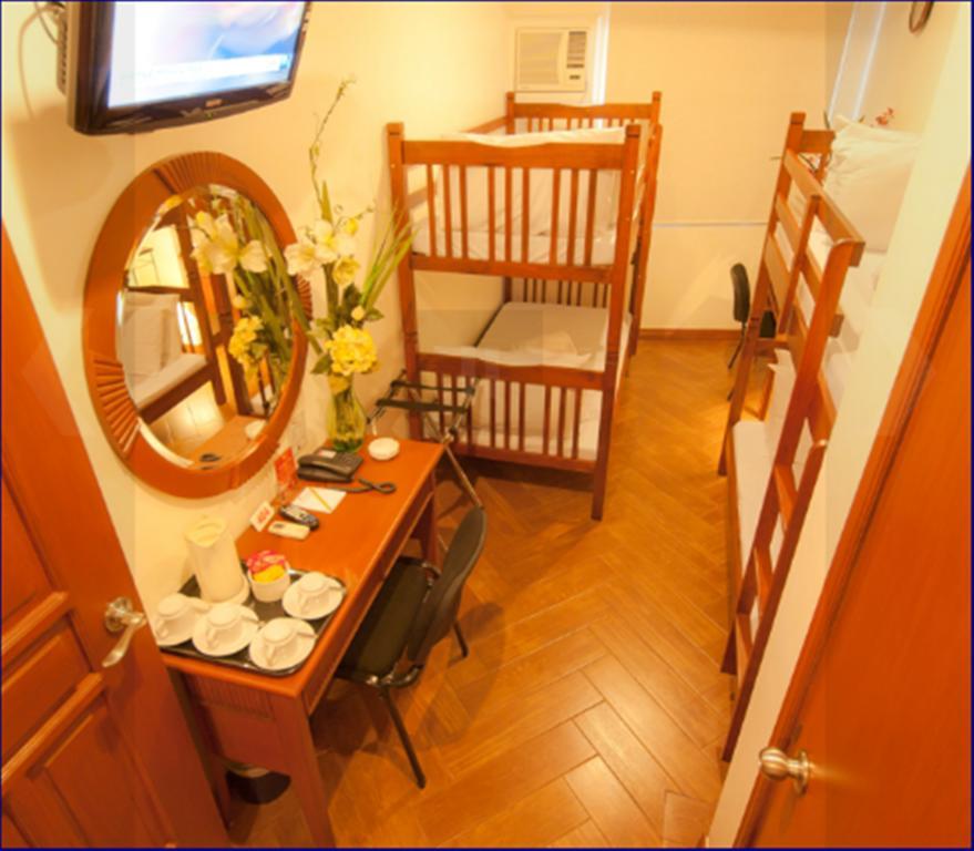 Avitel Hotel Makati City Chambre photo