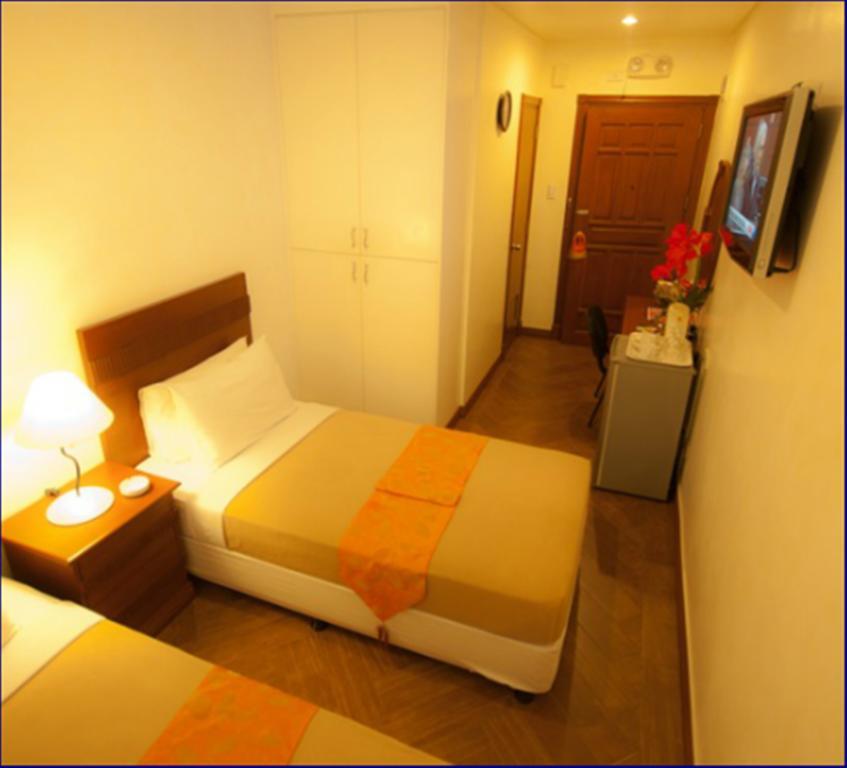 Avitel Hotel Makati City Chambre photo