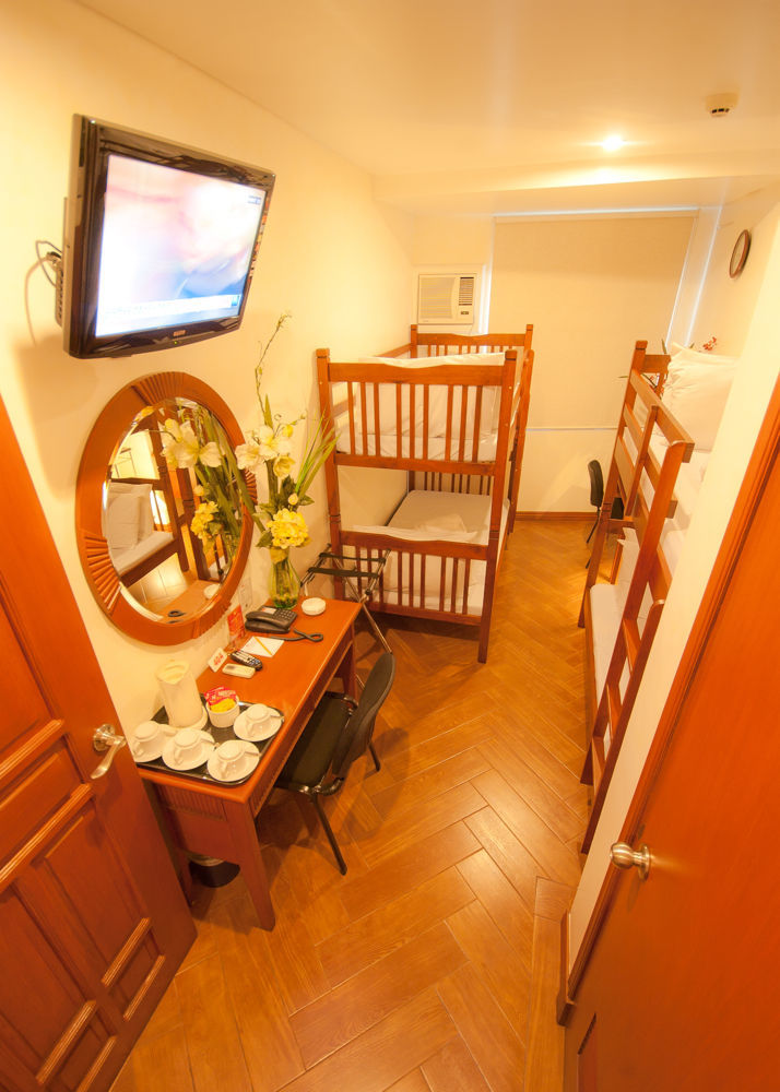 Avitel Hotel Makati City Extérieur photo