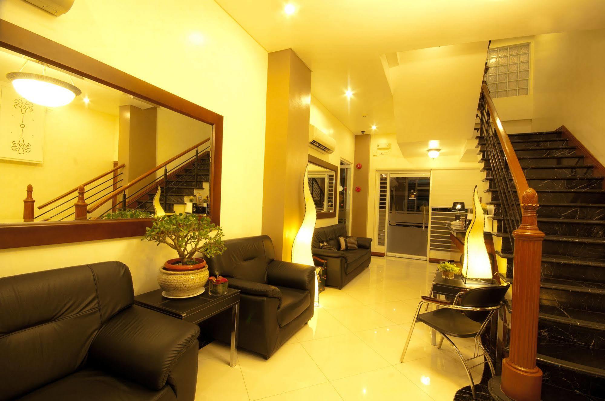 Avitel Hotel Makati City Extérieur photo