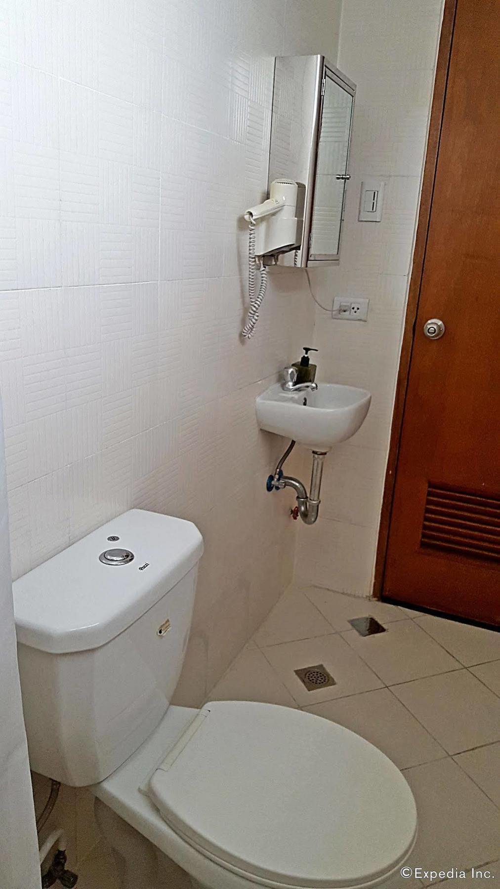 Avitel Hotel Makati City Extérieur photo